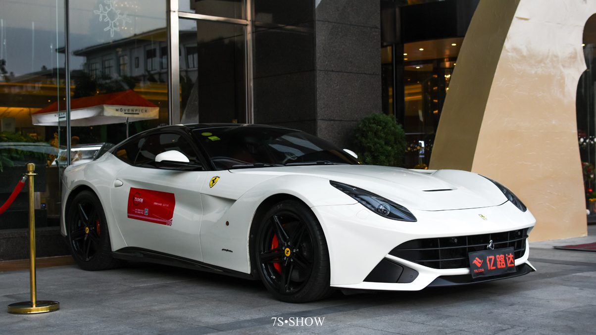 F12